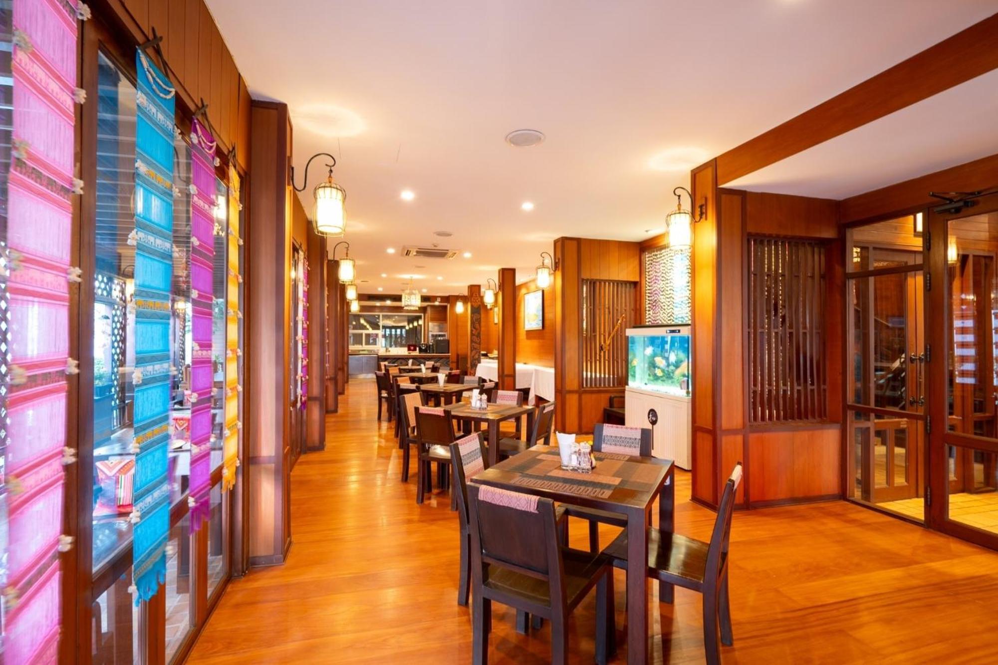 Pukha Nanfa Hotel Экстерьер фото